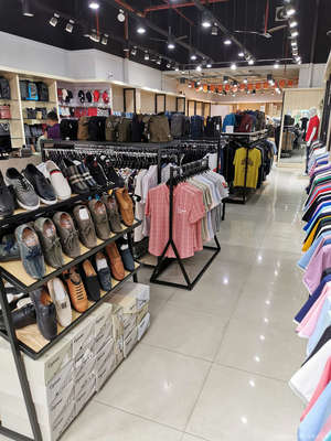 经典外贸服饰 服装服饰零售的魅力与机遇